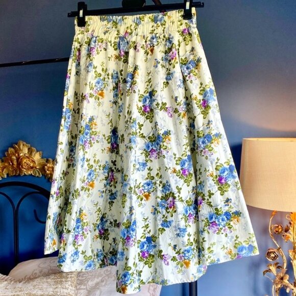 Cotton Retro Floral Print Circle Skirt - Picture 1 of 9